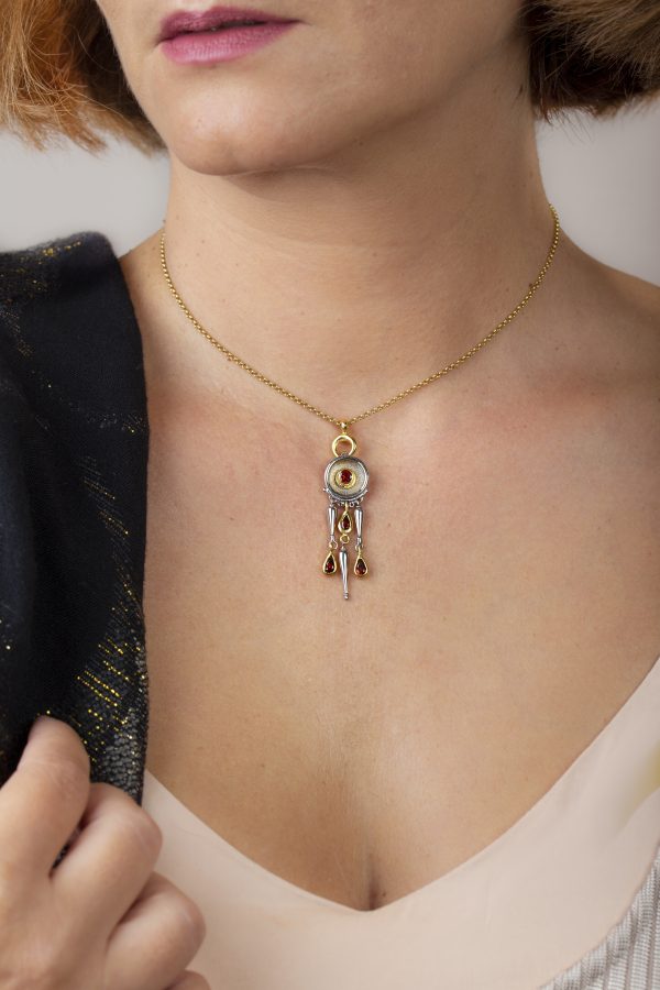 15.025.009.S0 (2) Pendant Garnet Disc - "RIZES"